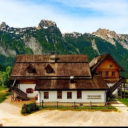 Schffenbichl Huette *