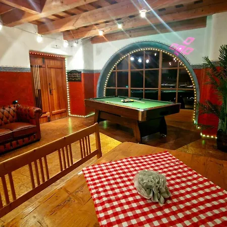 Schffenbichl Huette Dağ evi