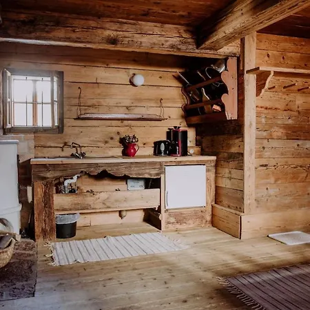 Schffenbichl Huette Dağ evi *