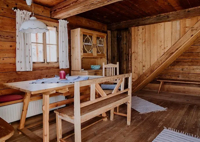 샬레 Schffenbichl Huette *